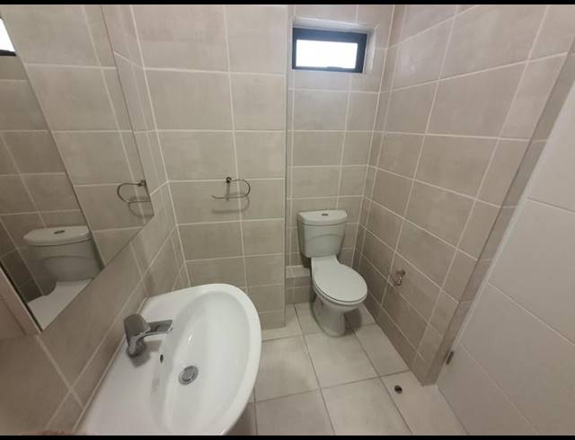 1 BEDROOM PROPERTY TO RENT IN GREENBAY ECO ESTATE